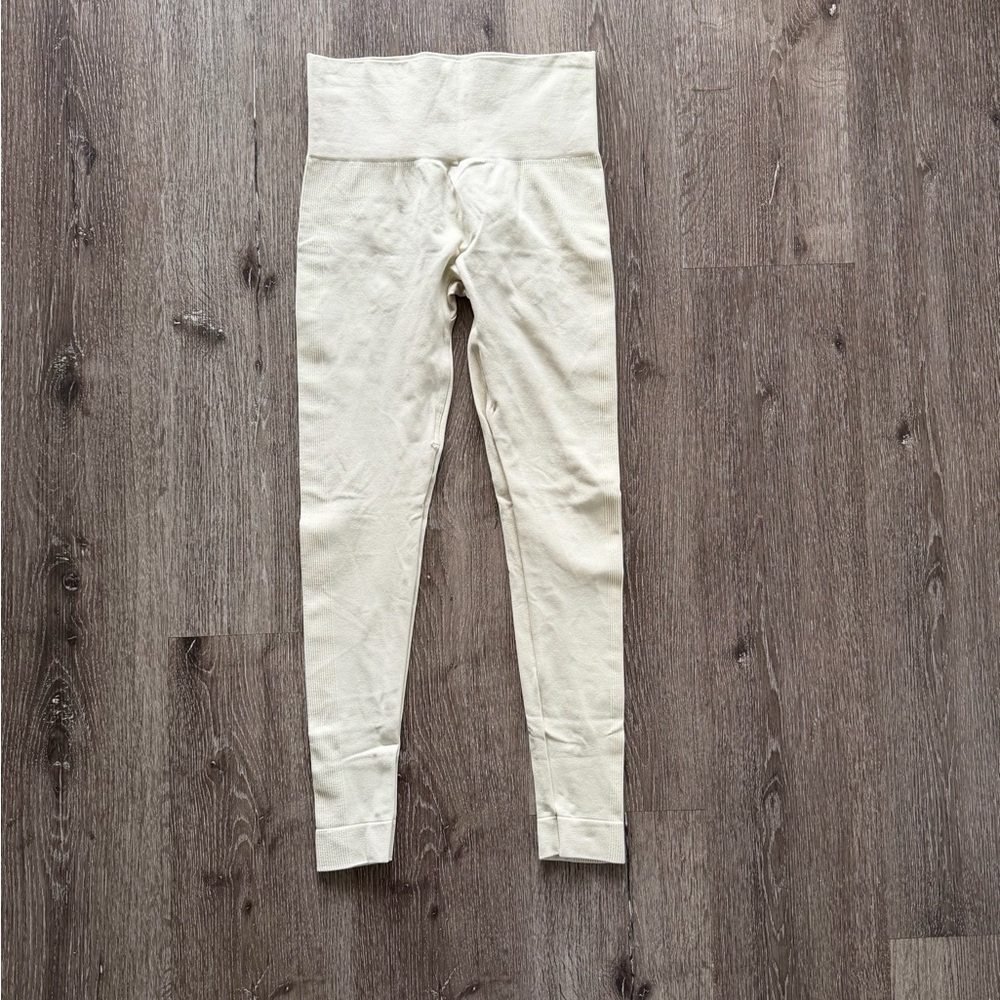 SET Active Women’s Beige Leggings